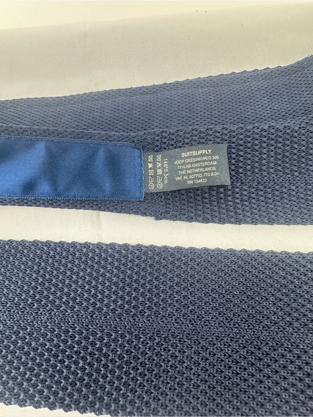 Suitsupply Navy Blue Knit Grenadine Pure Silk Men's Sock Square End Neck Tie - Picture 3 of 6